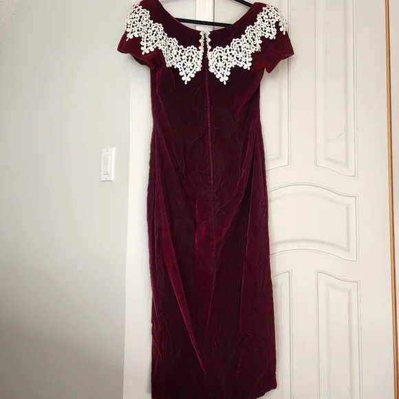 SOLD Scott McClintock Vintage Size 10 Velvet  Burgundy Formal Dress - Picture 5 of 10